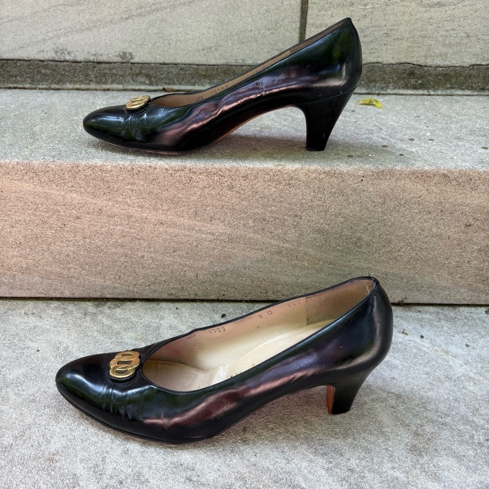 Vintage Salvatore Ferragamo Black Patent Leather Heels Size 9 - Picture 3 of 10